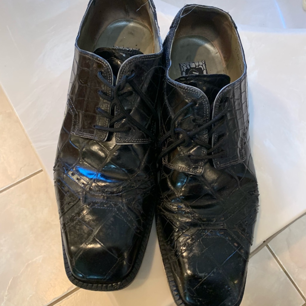 Black Mauri Alligators Size 10 1/2